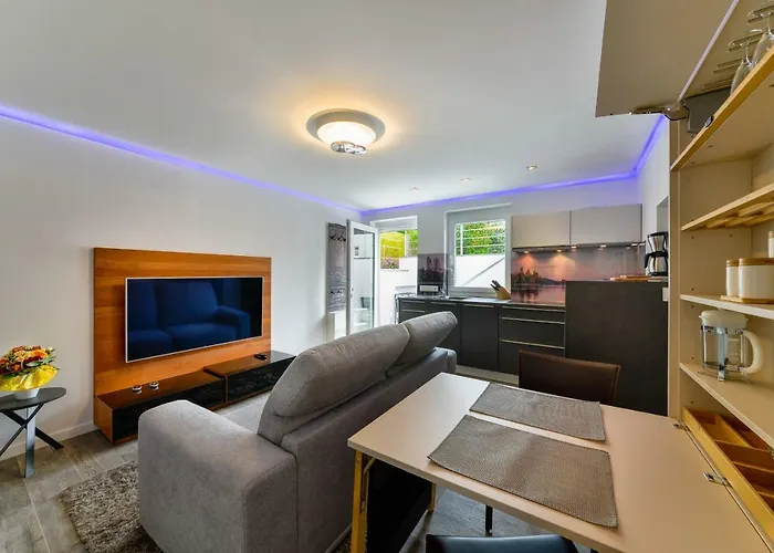 Hoerilux Xs Apartamento *